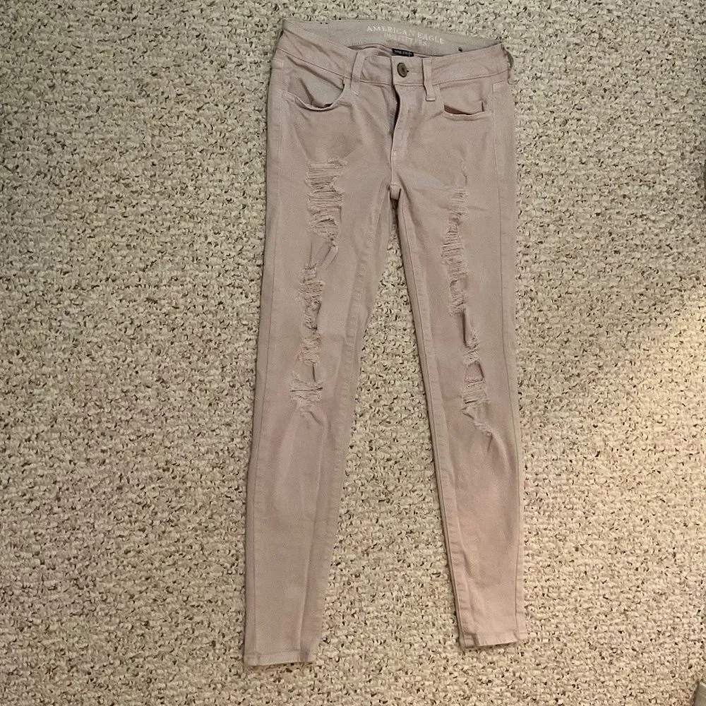 American Eagle Super Stretch Distressed Skinny Jeans Beige/Tan Size 2 regular